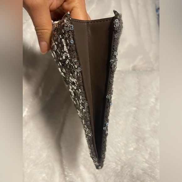 Louis Vuitton Clutch - Picture 3 of 12